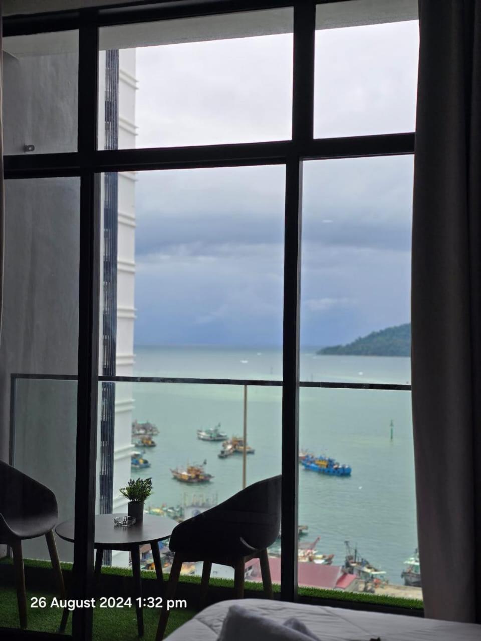 The Shore Seaview Center * Kota Kinabalu