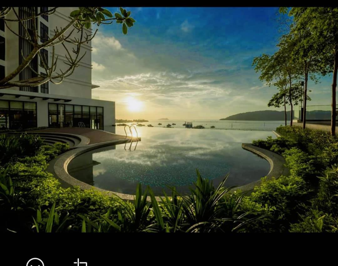 The Shore Seaview Center Kota Kinabalu