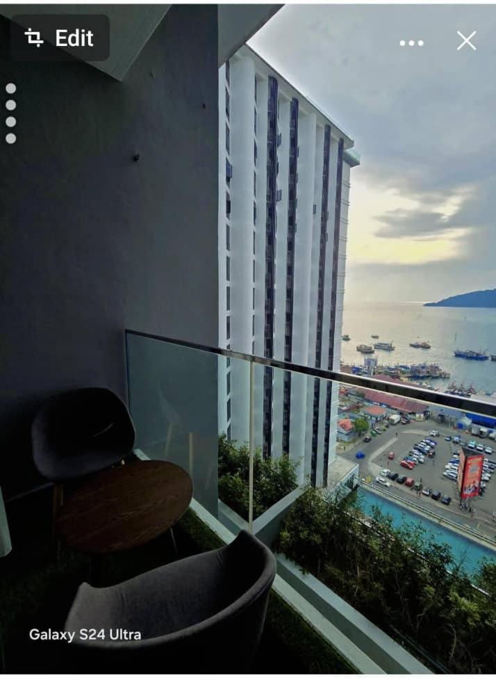 The Shore Seaview Center Kota Kinabalu