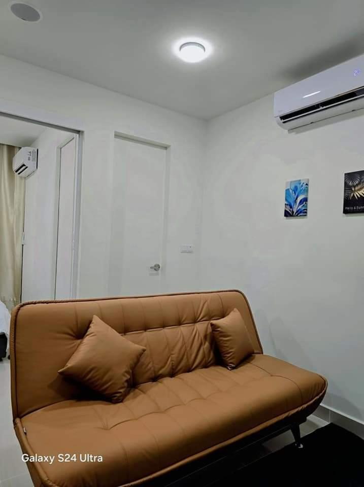 The Shore Seaview Center Apartment *