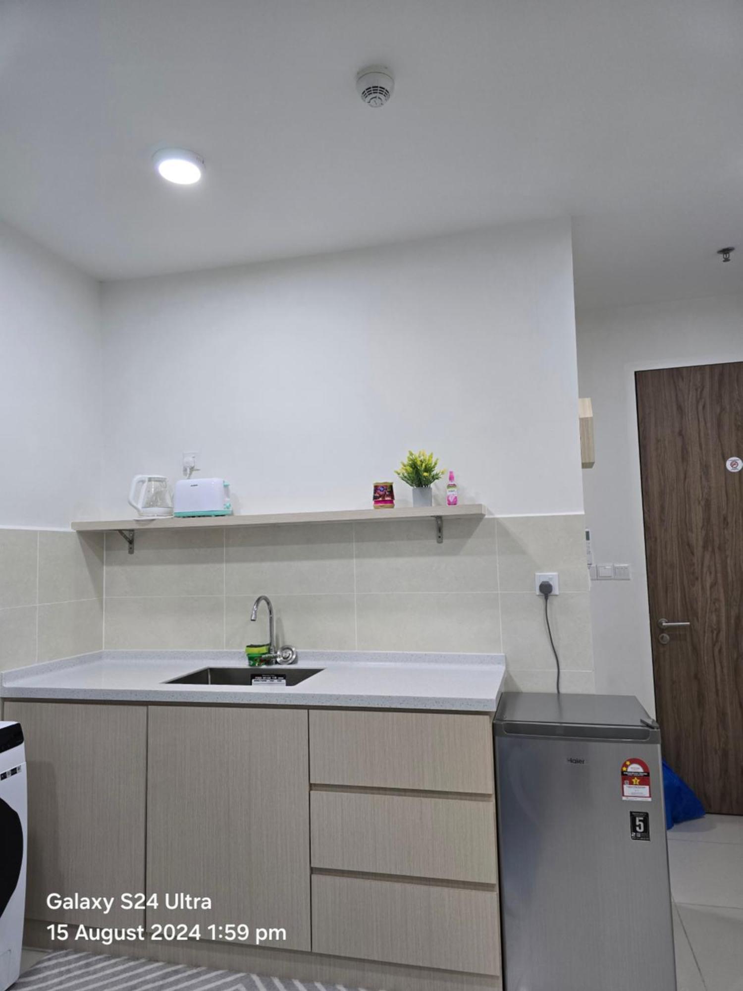The Shore Seaview Center Apartment