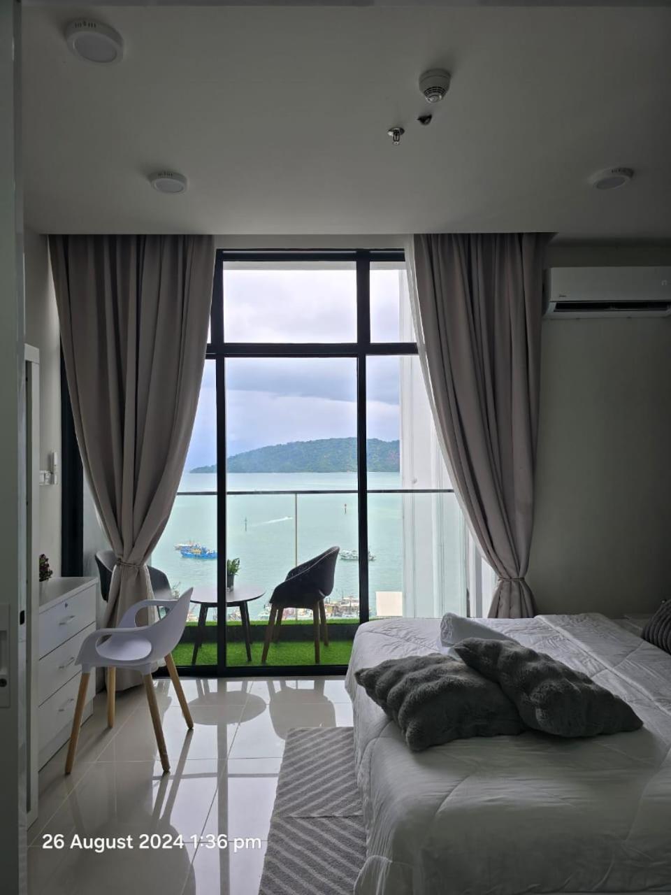 The Shore Seaview Center * Kota Kinabalu