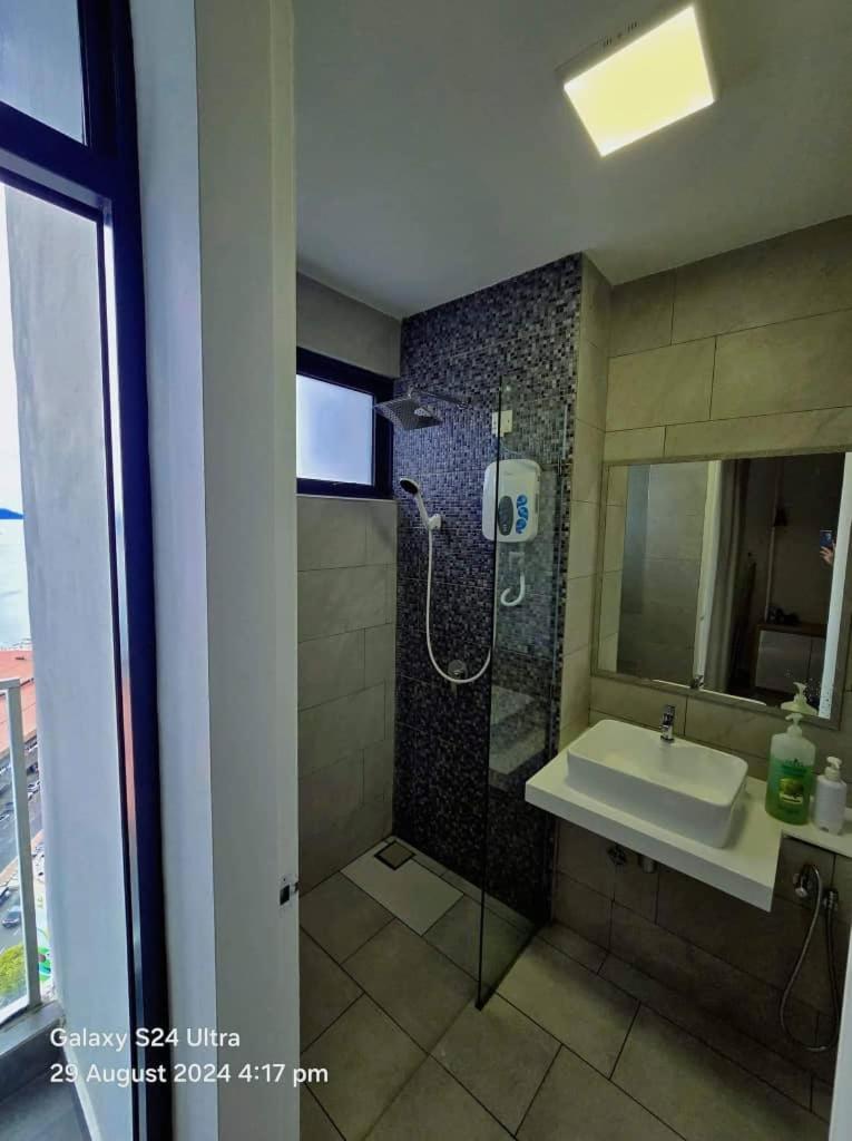 Apartment The Shore Seaview Center Kota Kinabalu